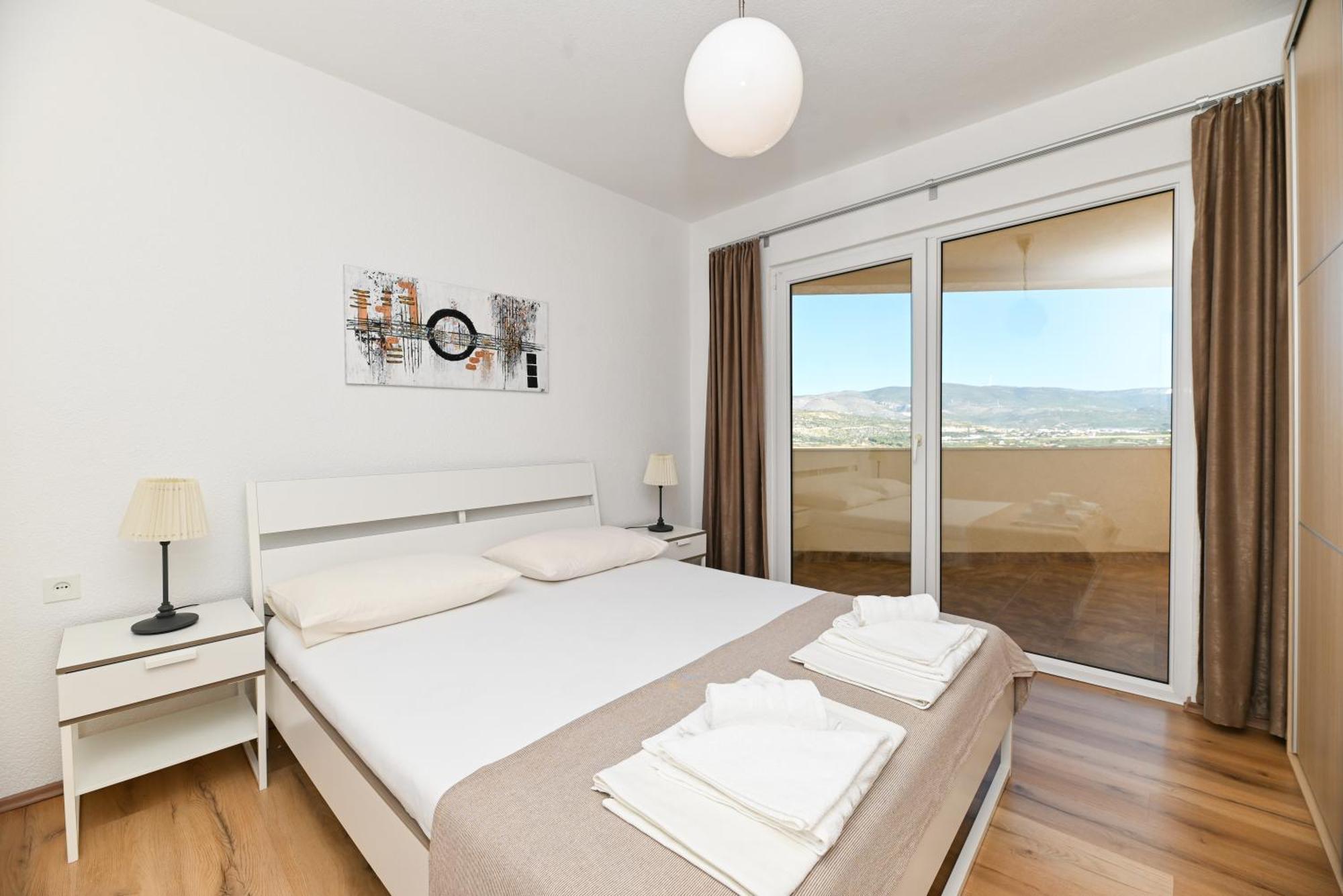 Apartments Bluesky Трогир Екстериор снимка