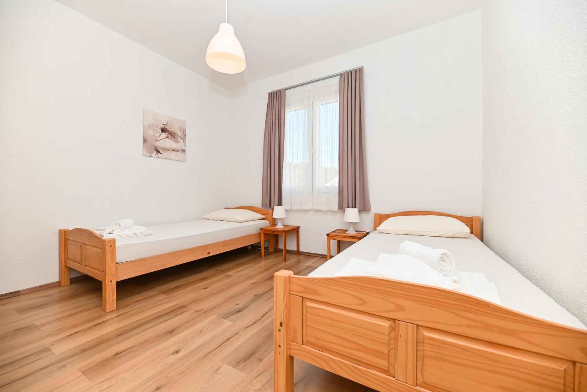 Apartments Bluesky Трогир Екстериор снимка
