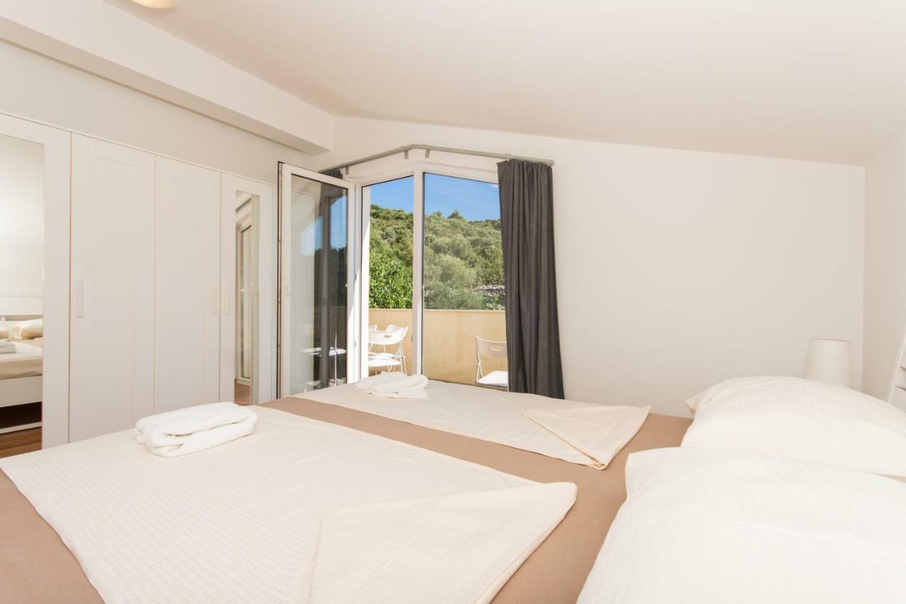 Apartments Bluesky Трогир Екстериор снимка
