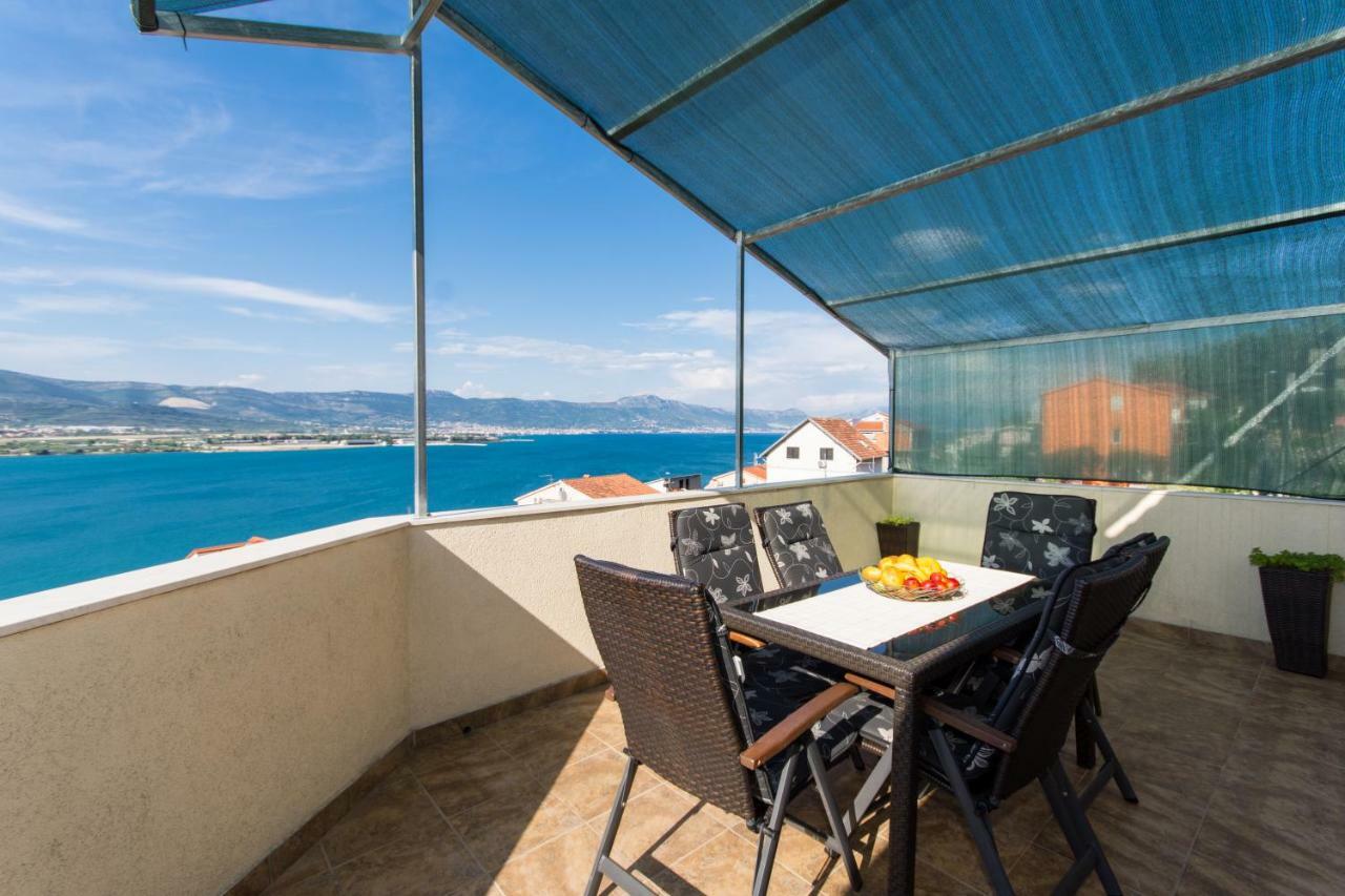 Apartments Bluesky Трогир Екстериор снимка
