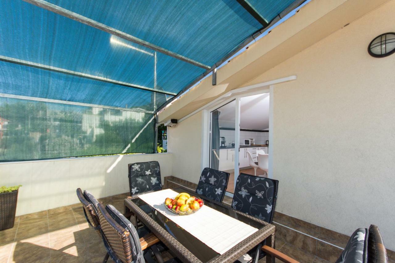 Apartments Bluesky Трогир Екстериор снимка