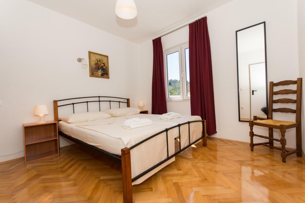 Apartments Bluesky Трогир Екстериор снимка