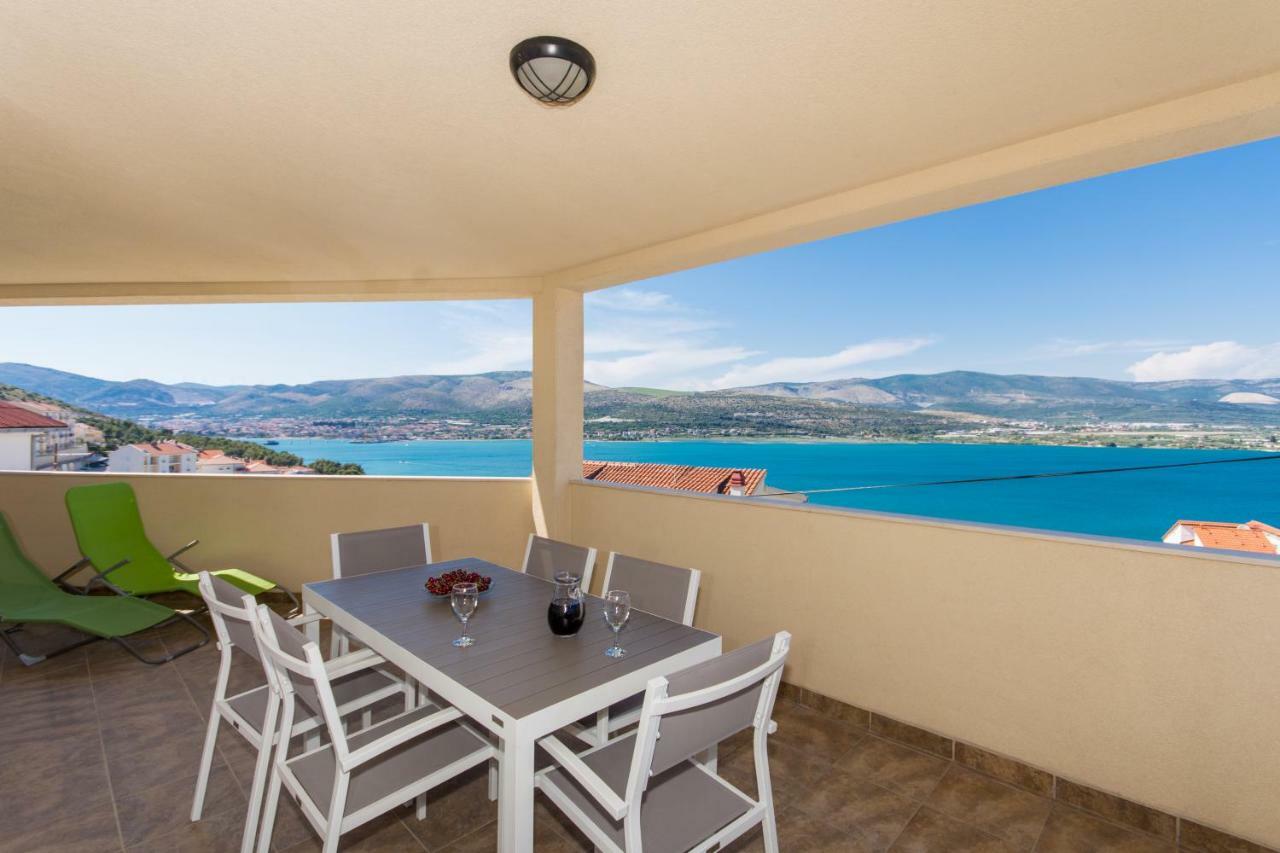 Apartments Bluesky Трогир Екстериор снимка