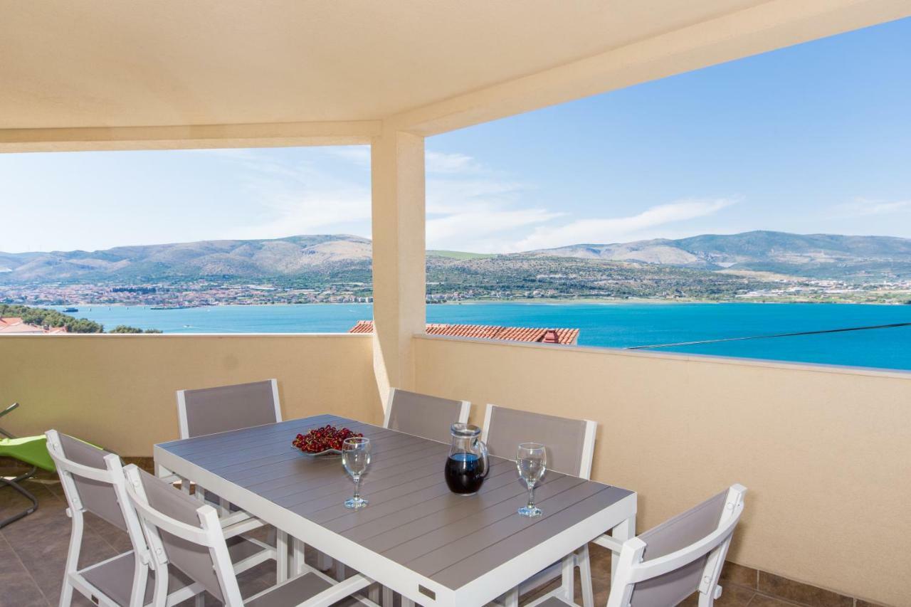 Apartments Bluesky Трогир Екстериор снимка
