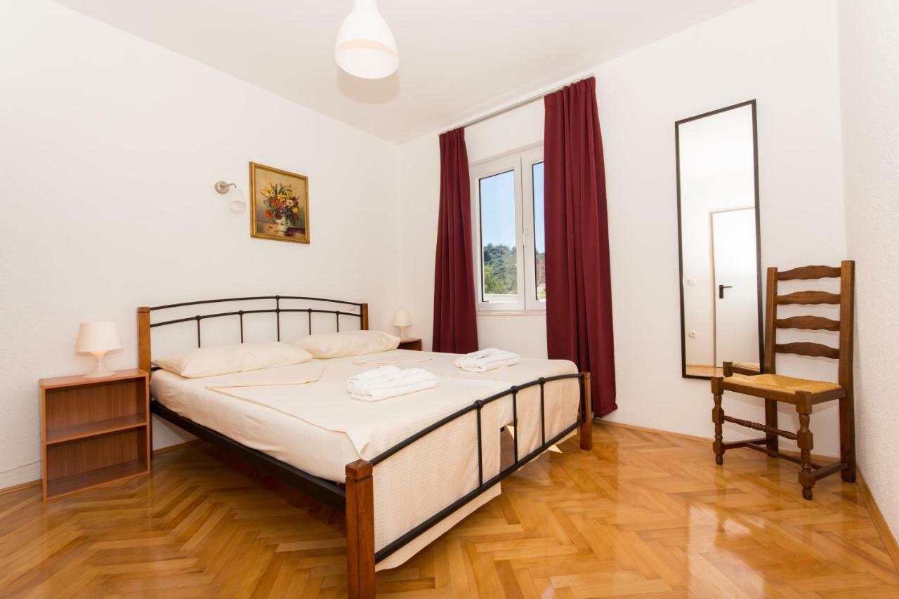 Apartments Bluesky Трогир Екстериор снимка
