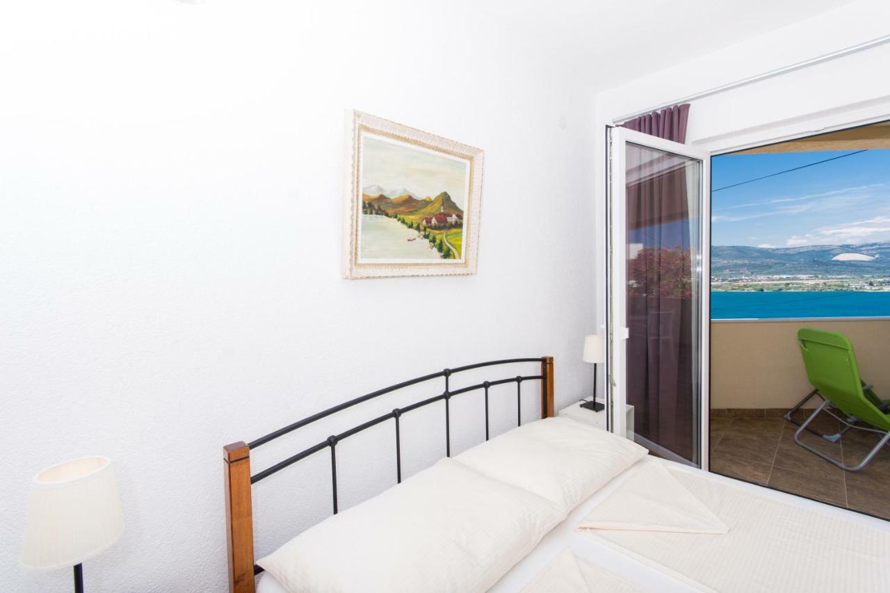 Apartments Bluesky Трогир Екстериор снимка