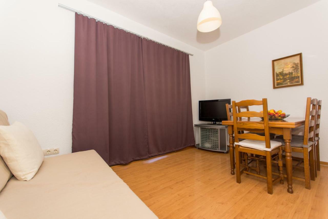 Apartments Bluesky Трогир Екстериор снимка