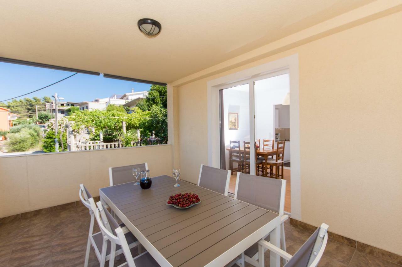 Apartments Bluesky Трогир Екстериор снимка