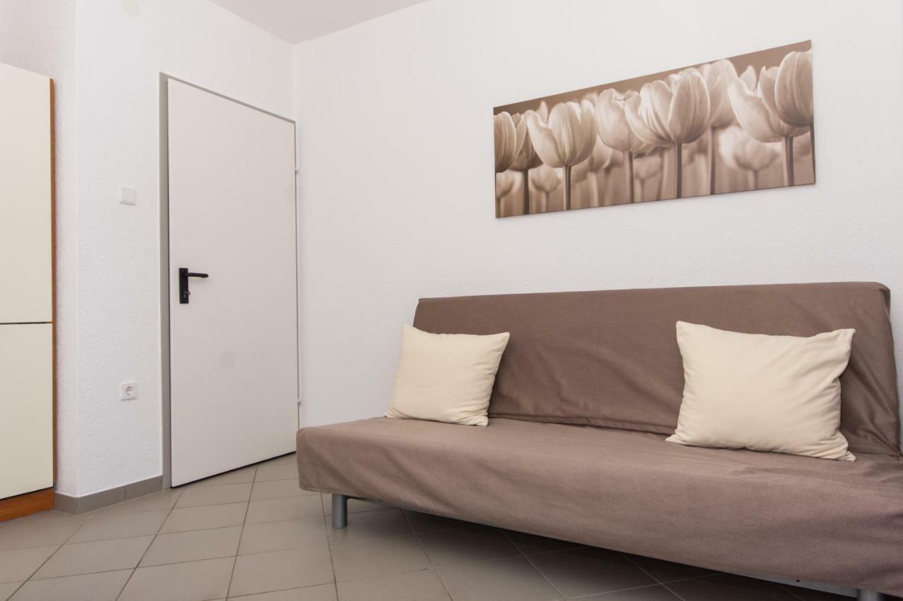 Apartments Bluesky Трогир Екстериор снимка