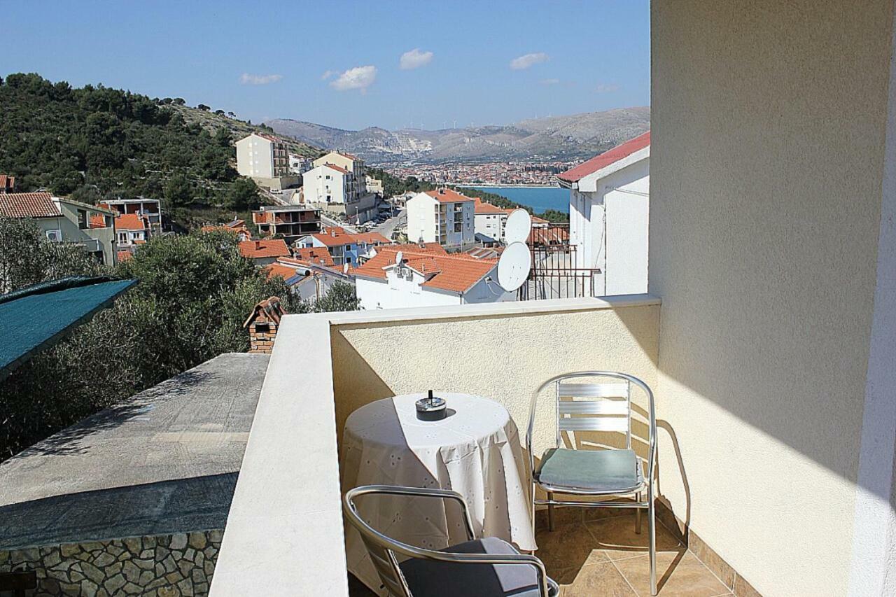 Apartments Bluesky Трогир Екстериор снимка